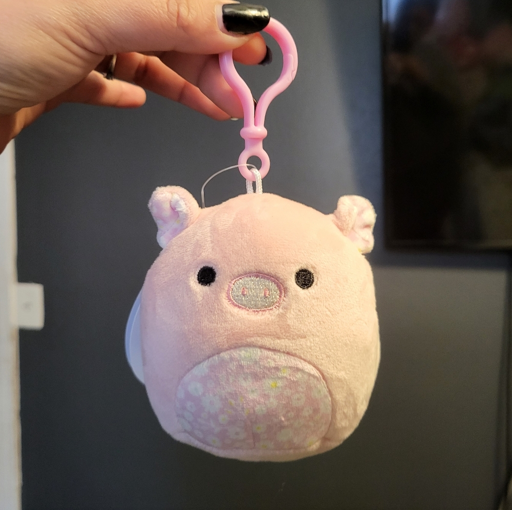 2023 Easter Squishmallow Peter Pig Clip